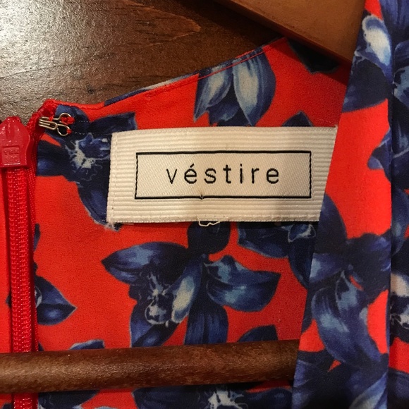 Vestire Plunge Neck Printed Dress - Red, White, Blue - Size 2/4 - Picture 4 of 5